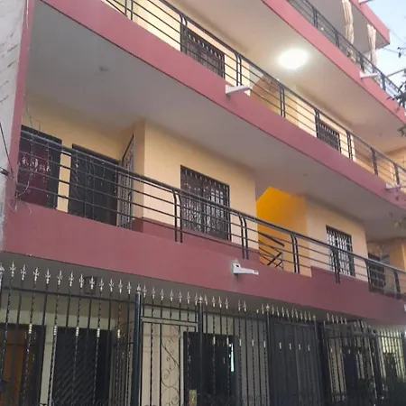 Pearl H Apartment